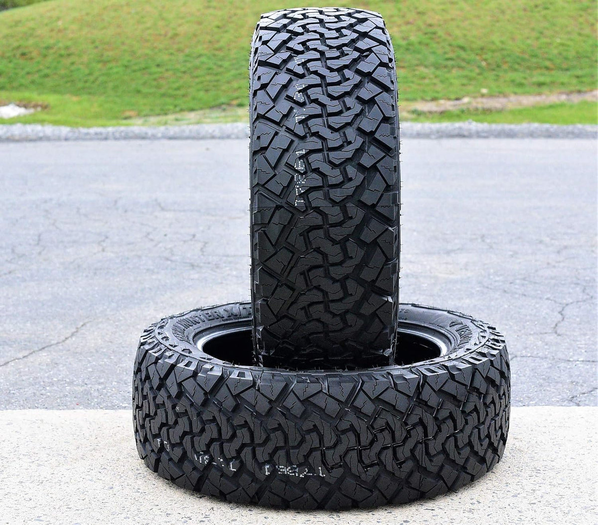 Venom Power Terra Hunter X/T All-Terrain Off-Road Light Truck Radial Tire-LT285/50R20 285/50/20 285/50-20 119/116S Load Range E LRE 10-Ply BSW Black Side Wall