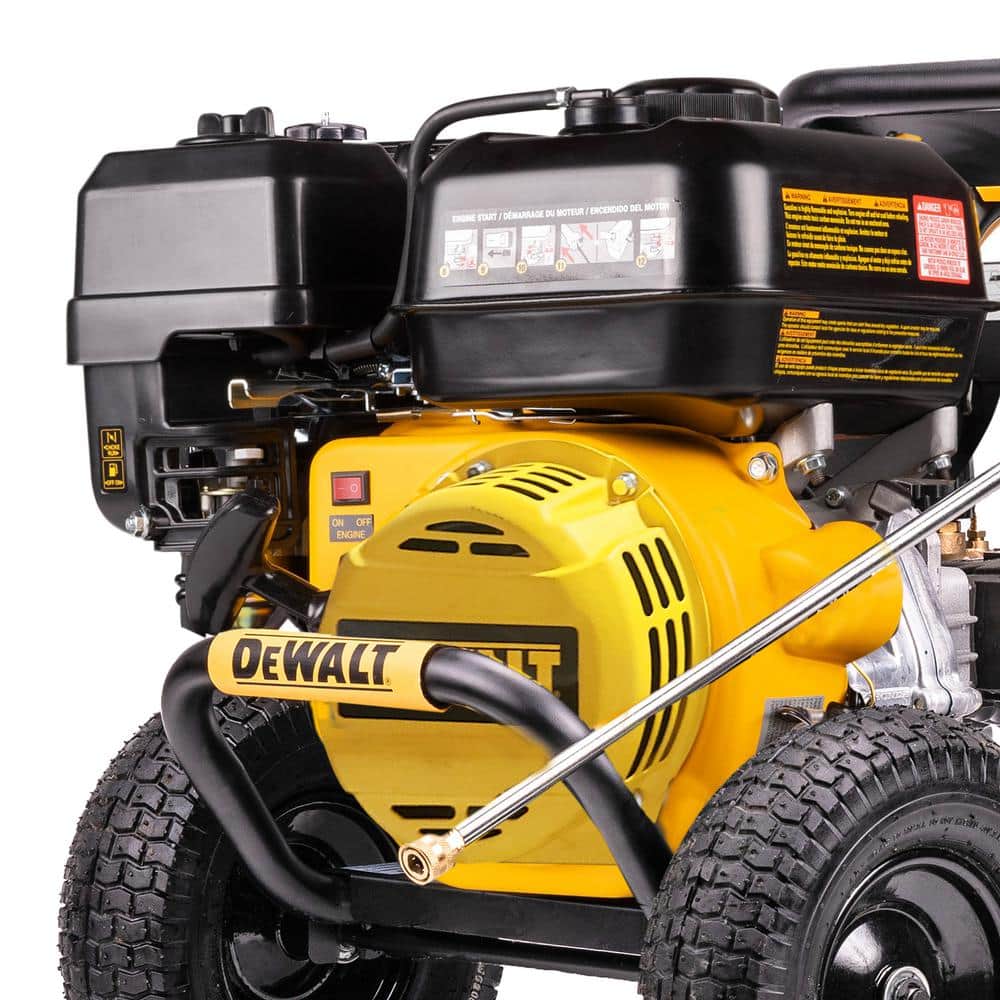 DEWALT 4400 PSI 4.0 GPM Gas Cold Water Pressure Washer with 420cc Engine DXPW61156