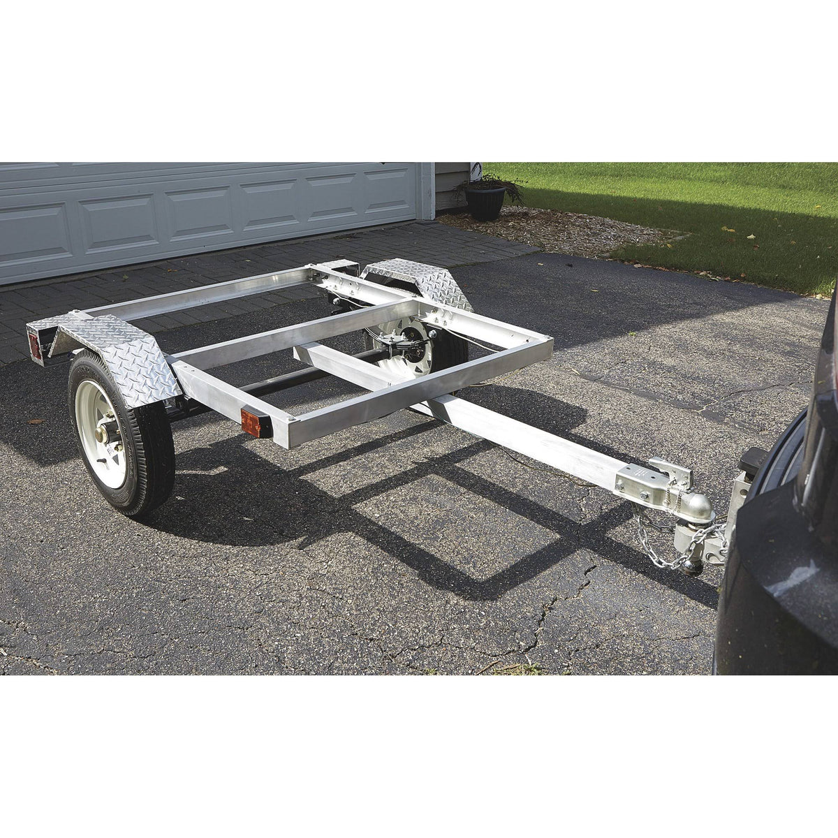 ??Ultra-Tow 40inch x 48Inch Aluminum Utility Trailer Kit - 1060-Lb. Load Capacity 3806S110