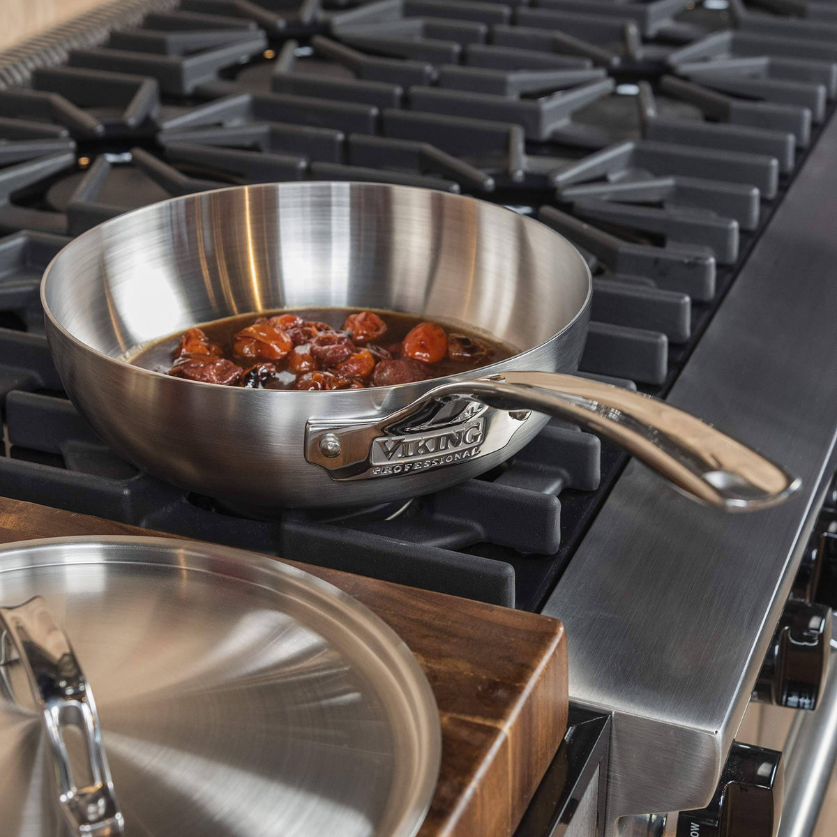 Viking Professional 5-Ply 3-Quart Stainless Steel Saucier