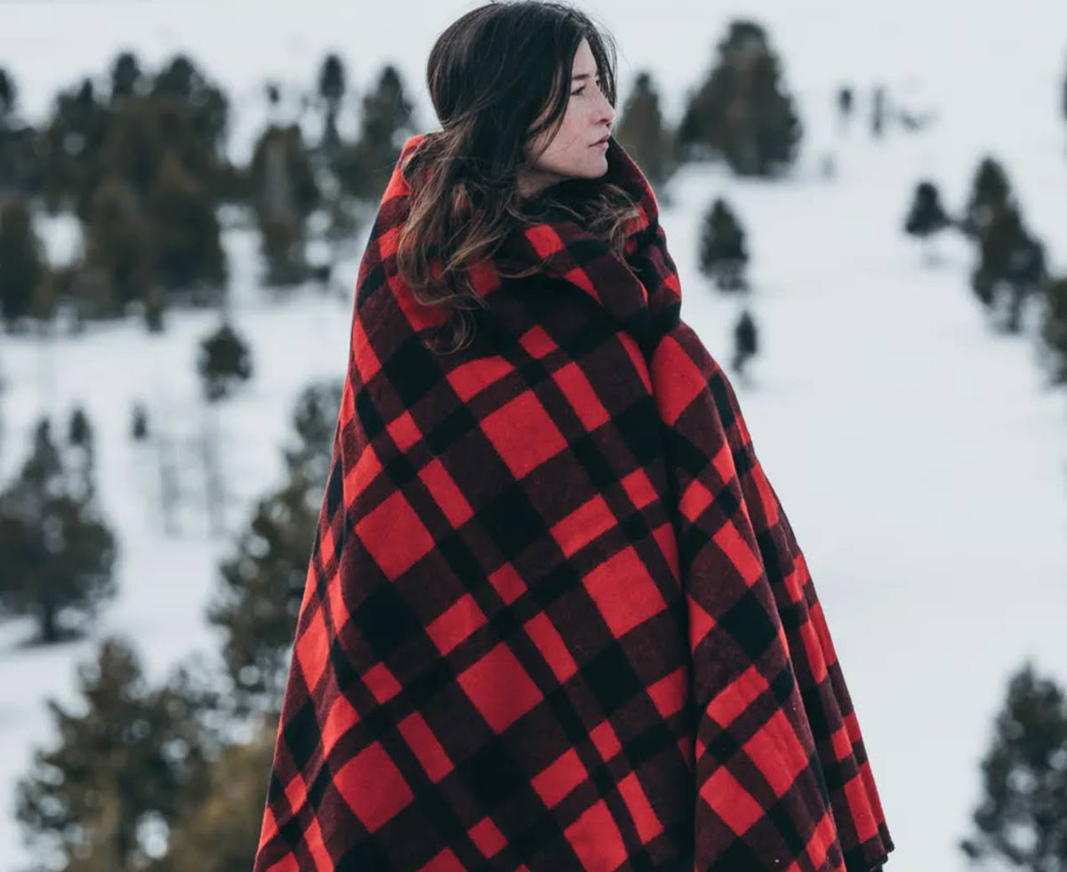 Filson Mackinaw Blanket - Red/Black